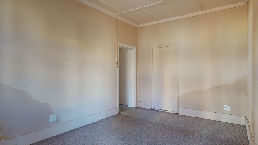6 Bedroom Property for Sale in North End Eastern Cape